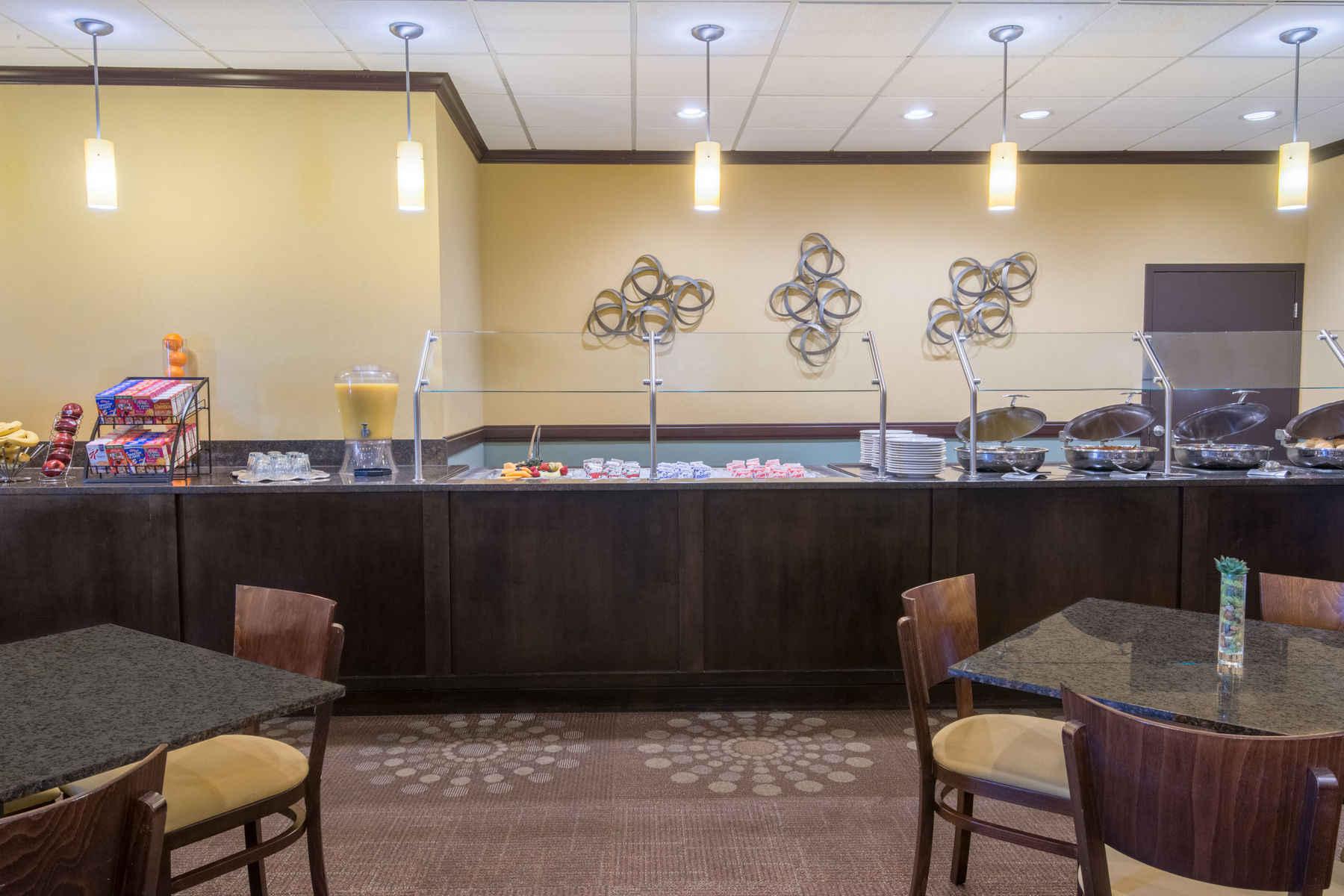 Wyndham Garden Oklahoma City Resort & Conference Hotel Near Airport, Fairgrounds Paycom & I40 Εξωτερικό φωτογραφία