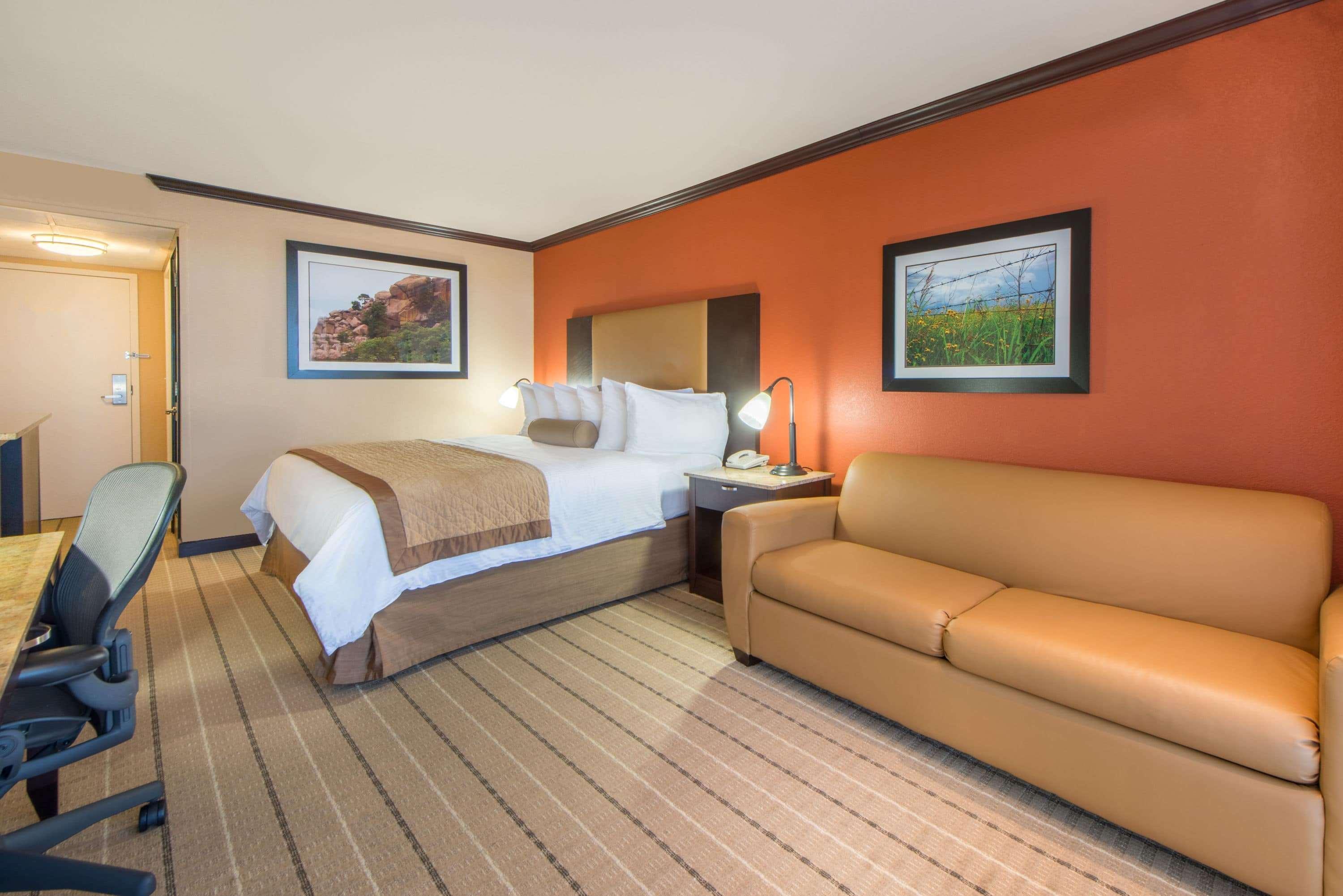 Wyndham Garden Oklahoma City Resort & Conference Hotel Near Airport, Fairgrounds Paycom & I40 Εξωτερικό φωτογραφία