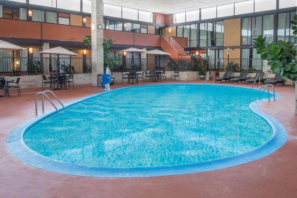 Wyndham Garden Oklahoma City Resort & Conference Hotel Near Airport, Fairgrounds Paycom & I40 Εξωτερικό φωτογραφία