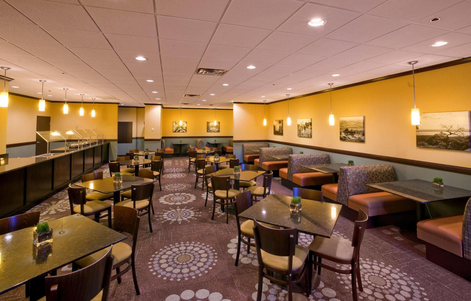 Wyndham Garden Oklahoma City Resort & Conference Hotel Near Airport, Fairgrounds Paycom & I40 Εξωτερικό φωτογραφία
