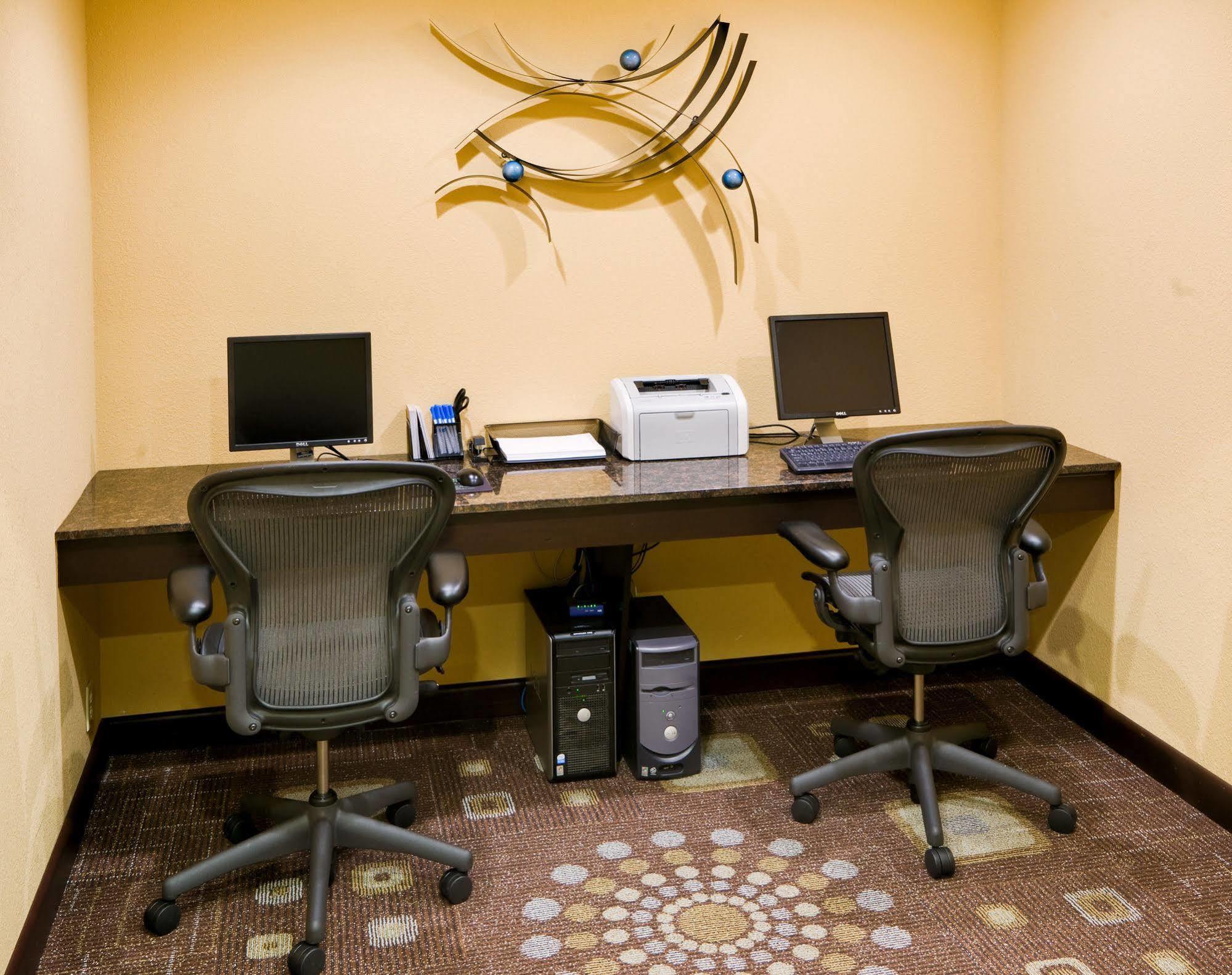 Wyndham Garden Oklahoma City Resort & Conference Hotel Near Airport, Fairgrounds Paycom & I40 Εξωτερικό φωτογραφία