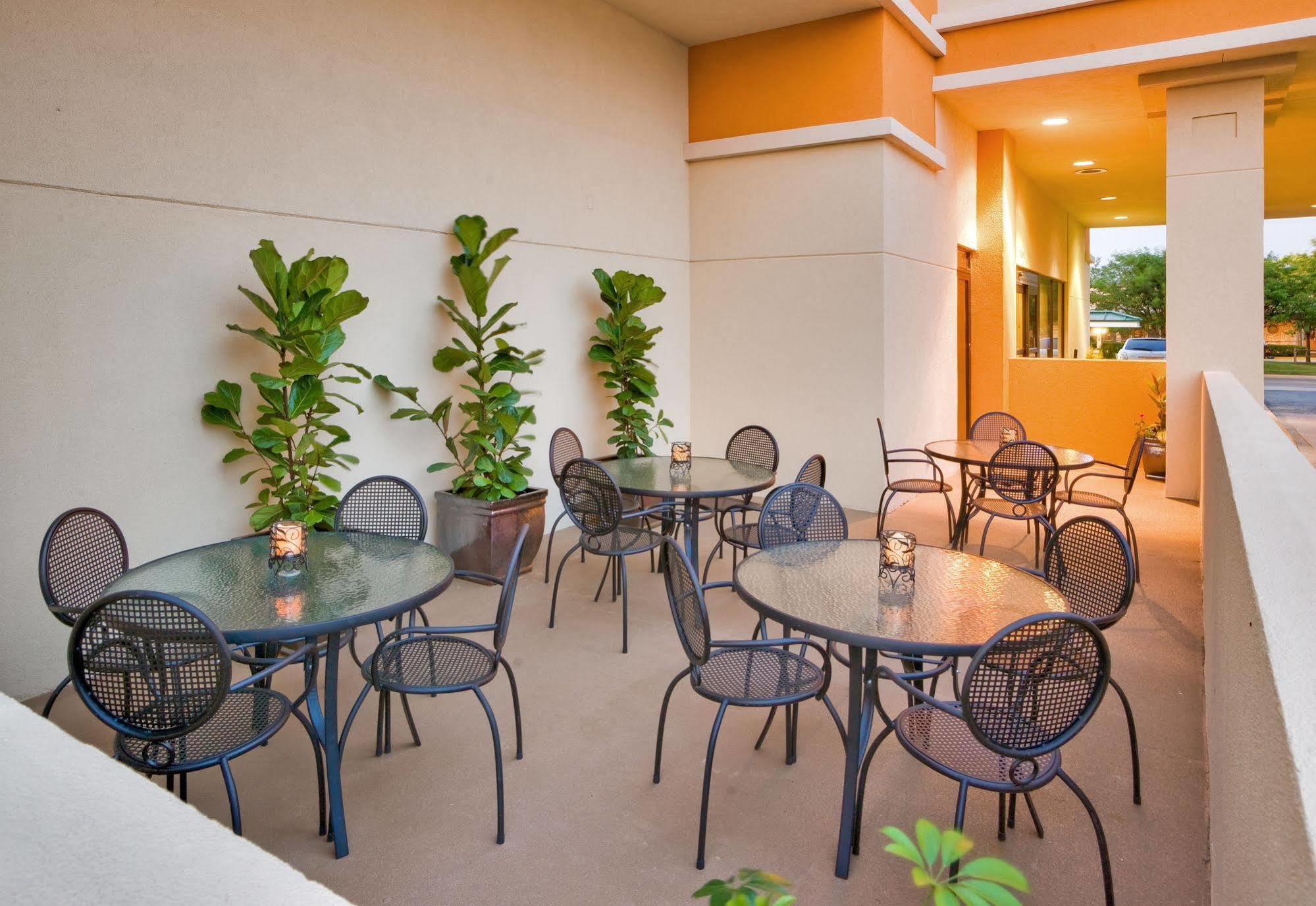 Wyndham Garden Oklahoma City Resort & Conference Hotel Near Airport, Fairgrounds Paycom & I40 Εξωτερικό φωτογραφία